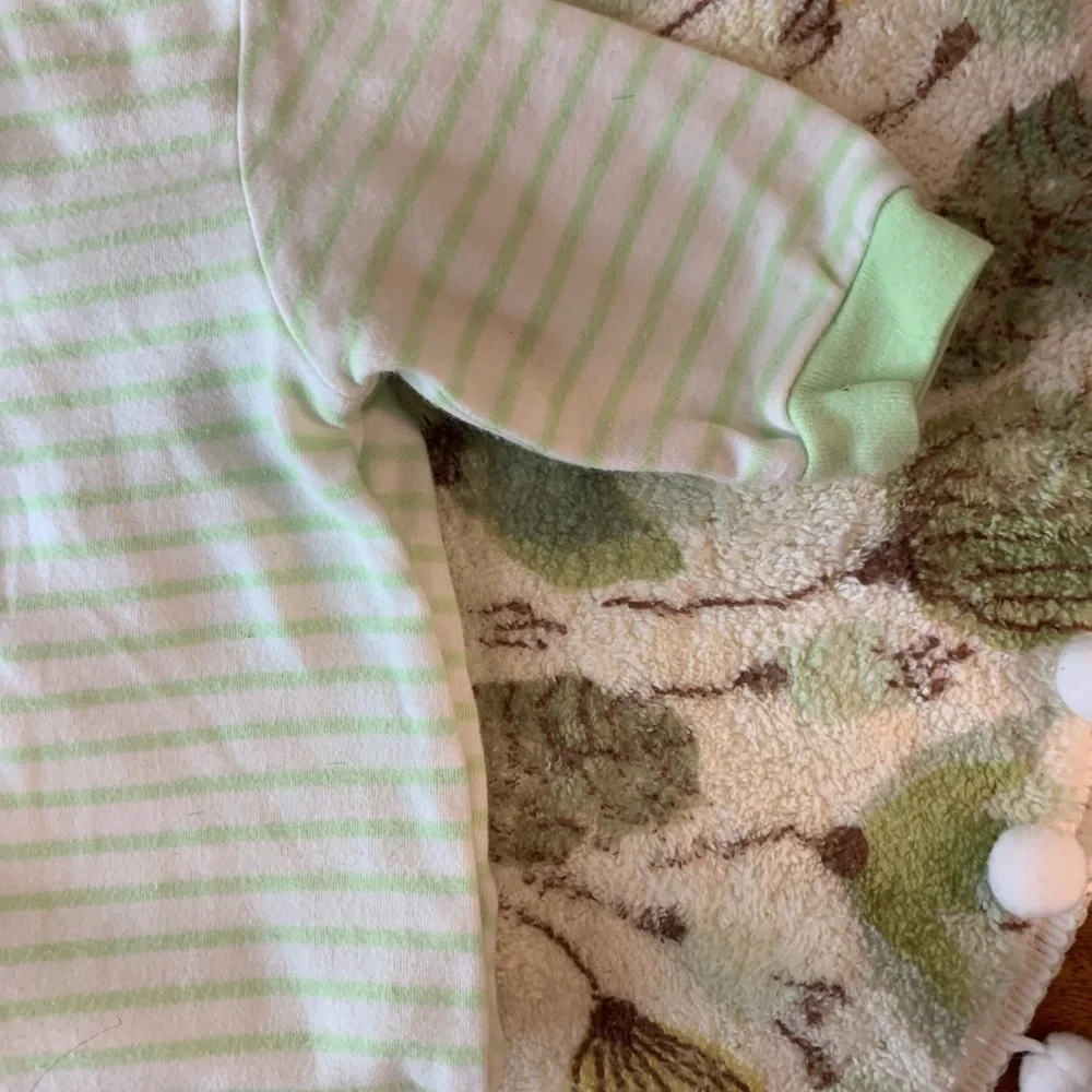 Carter’s Just One Year light weight sleeper size 3 months